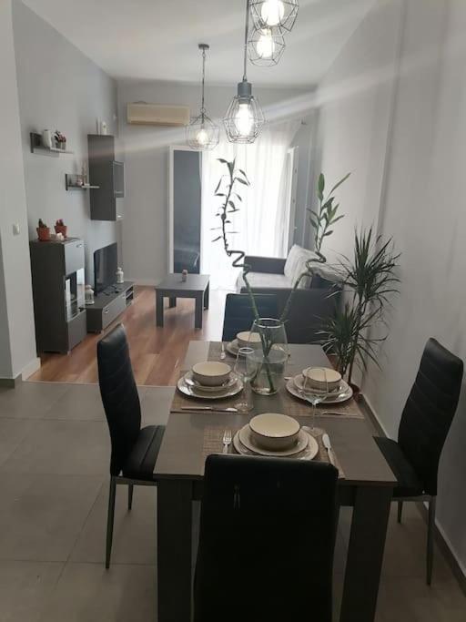 Apartament Σπιτι Ιδανικο Για 4 Ατομα Στον Αγ. Νικολαο Αττικησ Ateny Zewnętrze zdjęcie